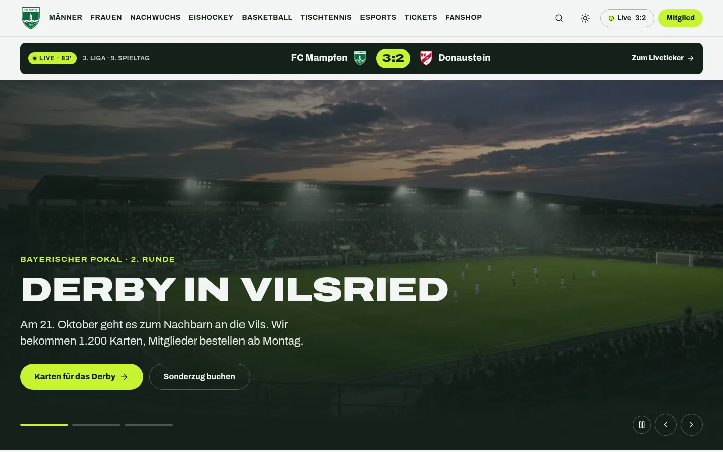 Die Vereinswebsite des 1. FC Mampfen mit Liveticker: Startseite von www.fcmampfen.de mit dem laufenden Spiel gegen Donaustein